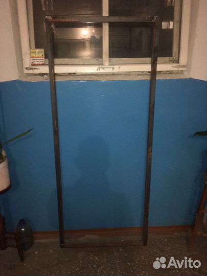 Дверь входная металлическая левая бу