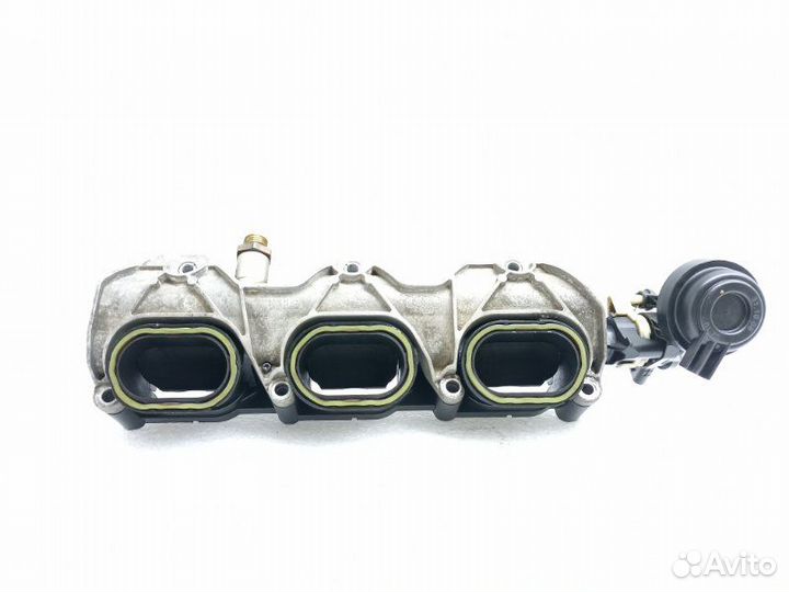 Коллектор впускной правый Audi A6 C6 2.8 CCA 2008