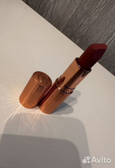 Charlotte tilbury pillow talk помада