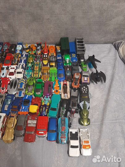 Hot wheels машинки и Matchbox машинки
