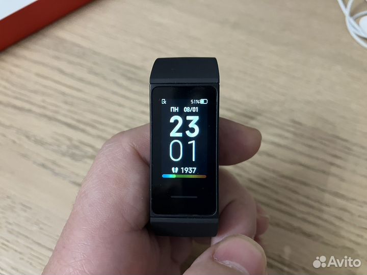 Фитнес-браслет Xiaomi Mi SMART Band 4C