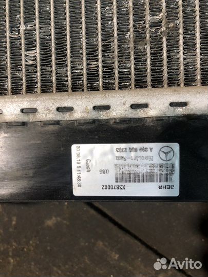 Радиатор охлаждения Мерседес W204 GLK W207 W212