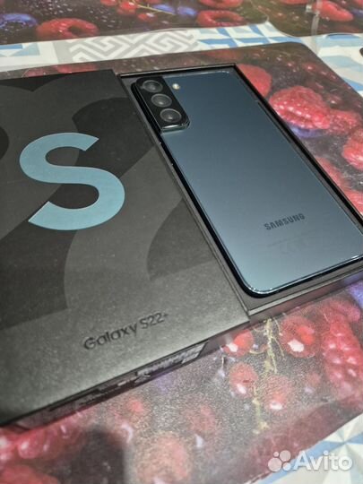 Samsung Galaxy S22+, 8/128 ГБ