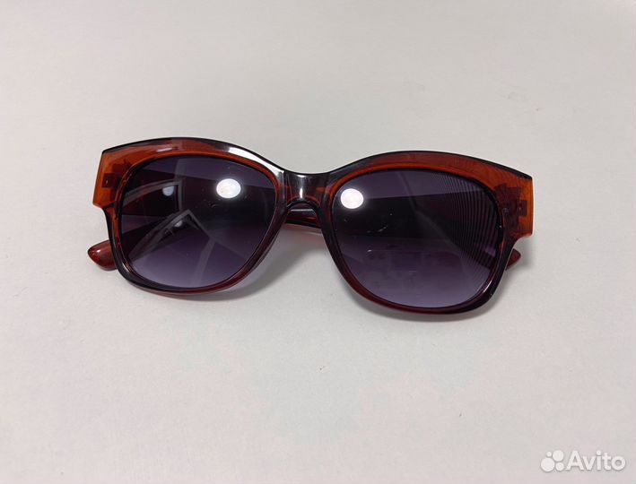 Солнцезащитные очки