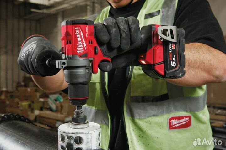 Дрель-шуруповерт Milwaukee M18 fuel M18FDD3-502X 4