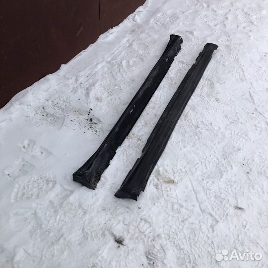 Порог накладка порога Nissan Juke F15 Ниссан Жук