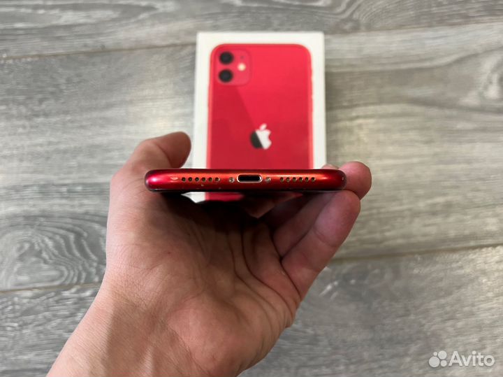Телефон iPhone 11 128 gb Red