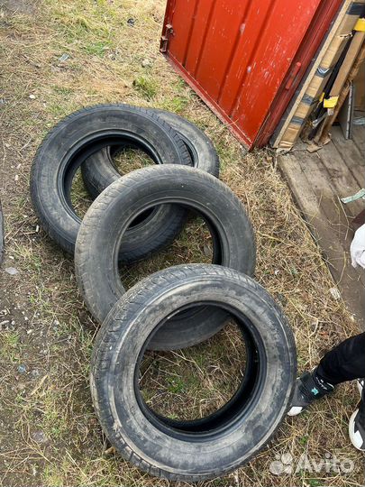 Bridgestone 613V 215/65 R16
