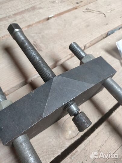 Съемник шкворней