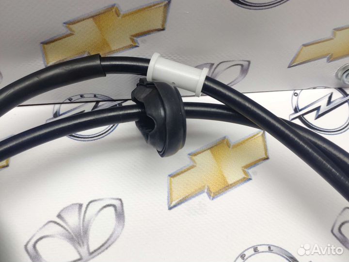 Трос ручника Chevrolet Cruze/Opel Astra J