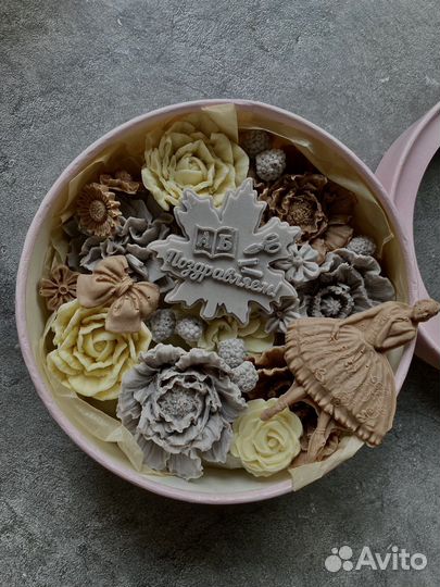 Шоколад, клубника в шоколаде, конфеты