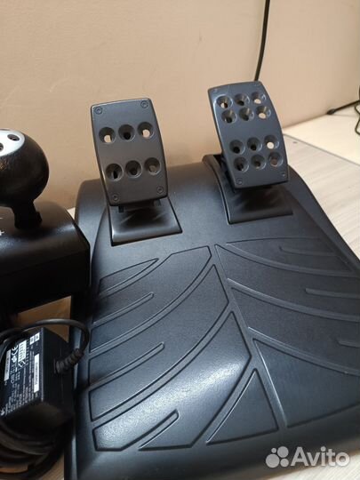 Руль Logitech Driving Force GT