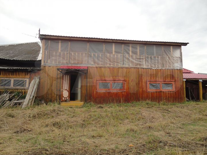 Дом 201 м² на участке 26,7 сот.