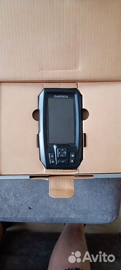 Эхолот garmin striker vivid 4cv с датчиком gt20 tm