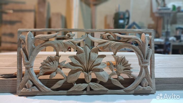 Ручная резьба по дереву, деталь