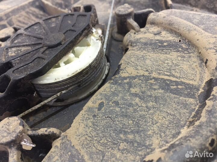 Стеклоподъемник электрический задний правый