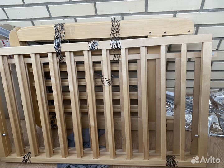 Кроватка детская с матрасом