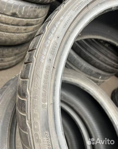 Bridgestone Potenza RE050A 225/35 R19