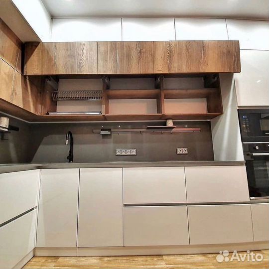 Кухонный гарнитур на заказ. Paccpoчкa дo 12 мecяцe