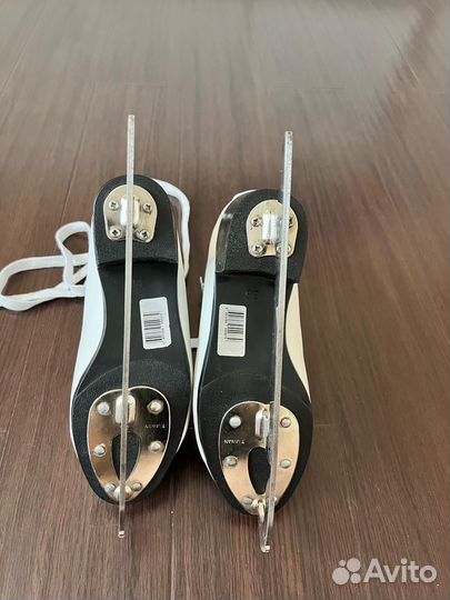 Коньки фигурные