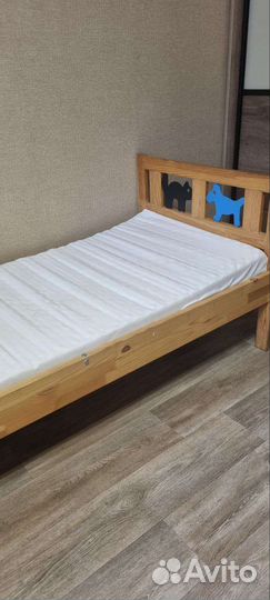 Детская кровать IKEA с матрасом