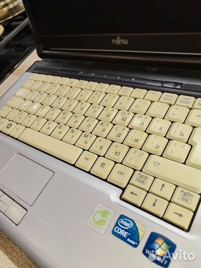 Fujitsu S710 I3/4GB/HDD 120GB/14