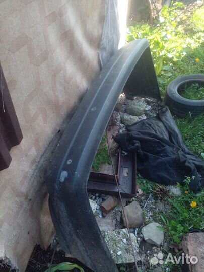 Задний бампер passat б3