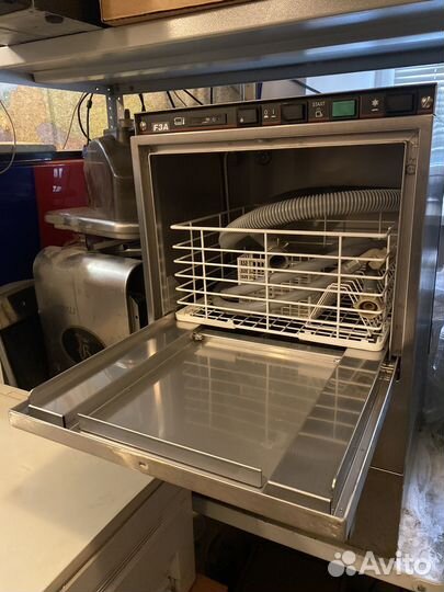 Посудомоечная машина La Cimbali F3A