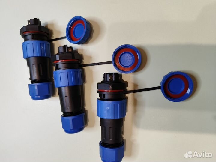 Разъем водный