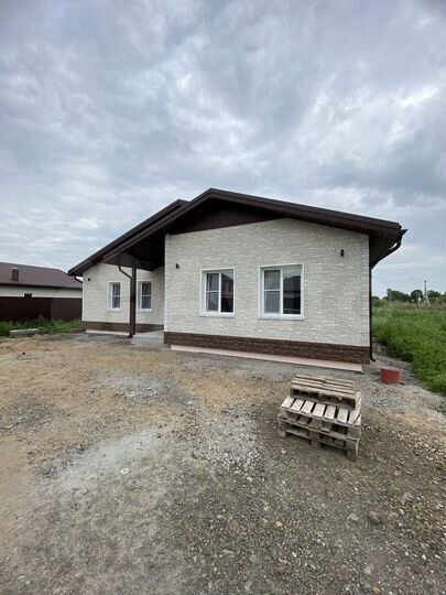 Дом 112 м² на участке 7,5 сот.