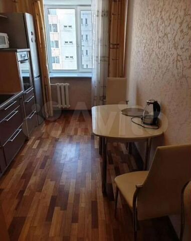 1-к. квартира, 44 м², 8/10 эт.