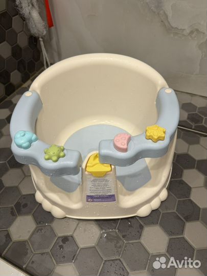 Стульчик для купания kidfinity