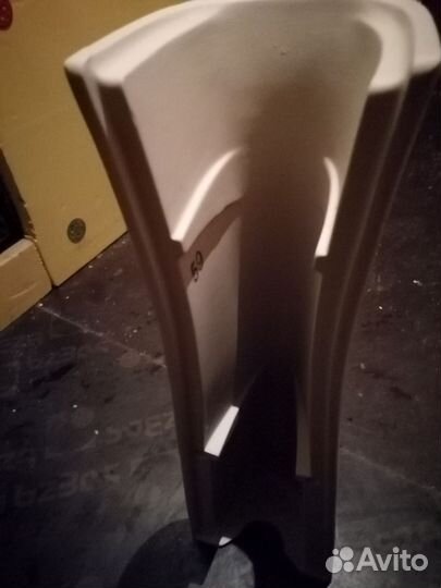 Рукомойник на подставке фирмы мито