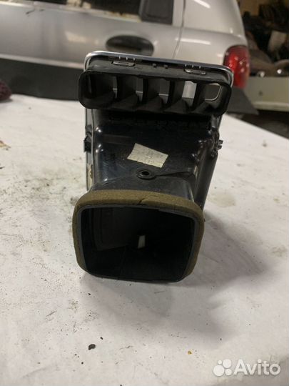 Дефоктор обдува салона land rover 3