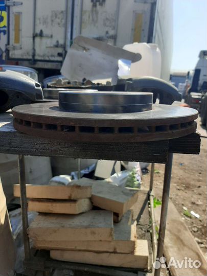 Диск передний тормозной форд