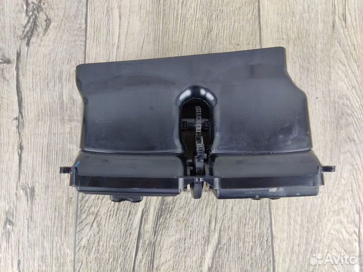 Дефлектор воздушный Центральный Albea