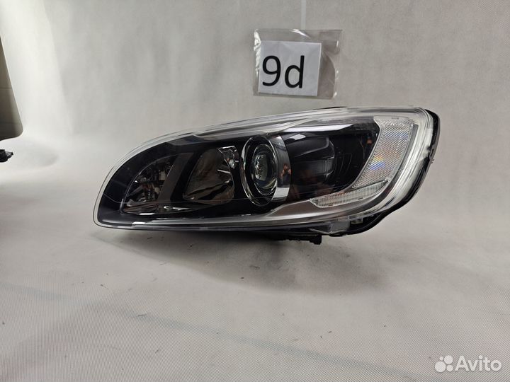 Volvo V60 S60 xenon left turn LED lamp левый 31420108