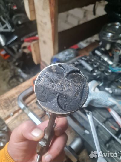 Kawasaki zzr 600 поршень