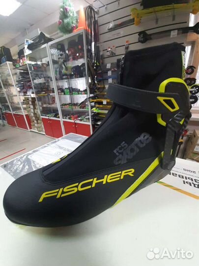Лыжные ботинки Fischer RC5 Skate 19/20 р.40,41,43