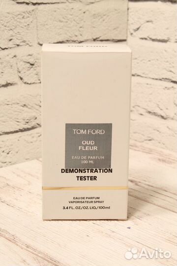 Tom Ford парфюмерная вода Oud Fleu