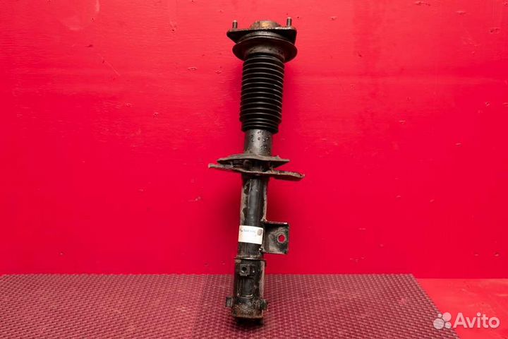 Амортизатор подвески передний левый Hyundai