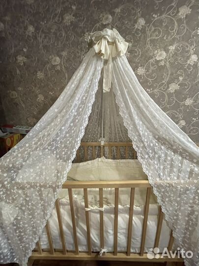 Детская кроватка