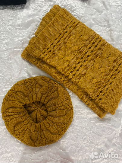 Комплект берет и шарф женские