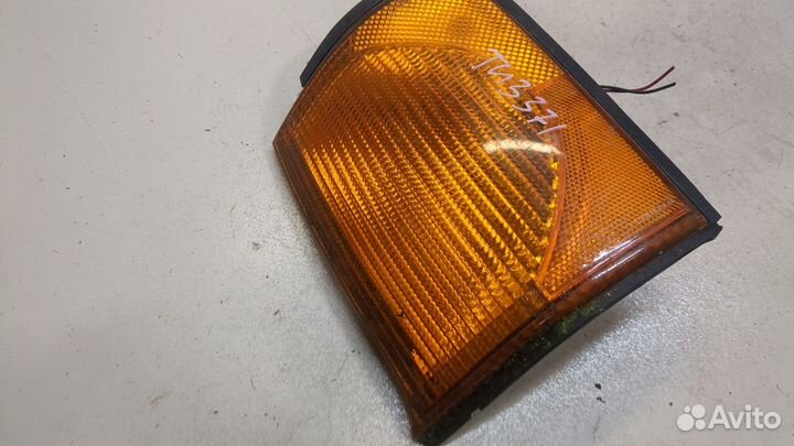 Поворот Land Rover Discovery 2, 2000