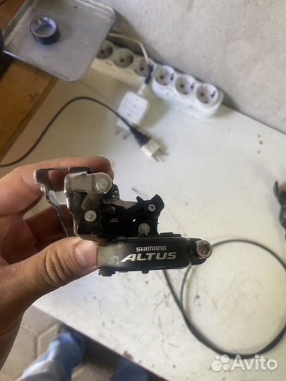 Передний переключатель скоростей