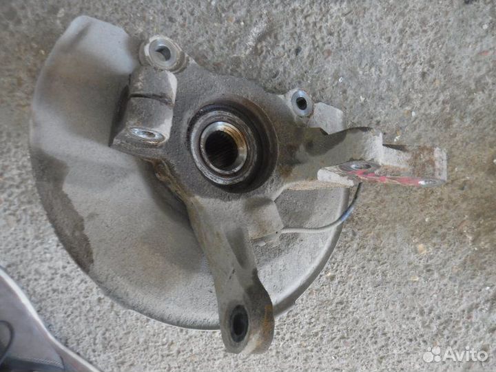 Кулак передний правый Mitsubishi Asx 4A92 2012