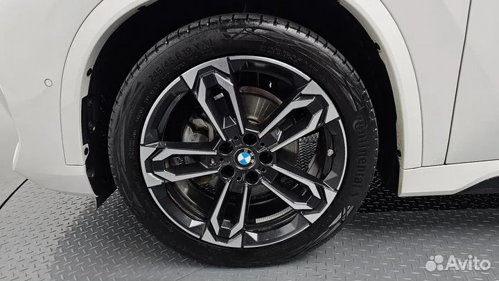 BMW X1 2.0 AMT, 2023, 14 441 км
