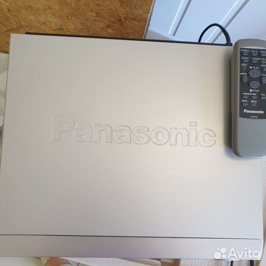 Видеомагнитофон panasonic
