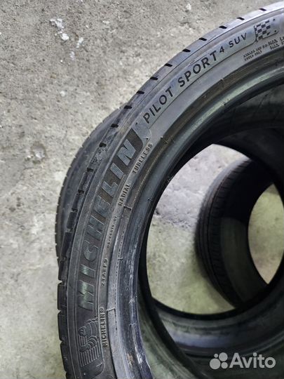 Michelin Pilot Sport 4 SUV 295/35 R21