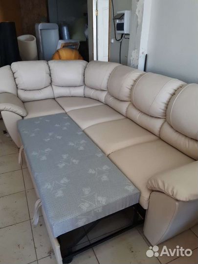 Перетяжка и ремонт мягкой мебели